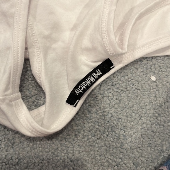 White razor back tank - Picture 3 of 4